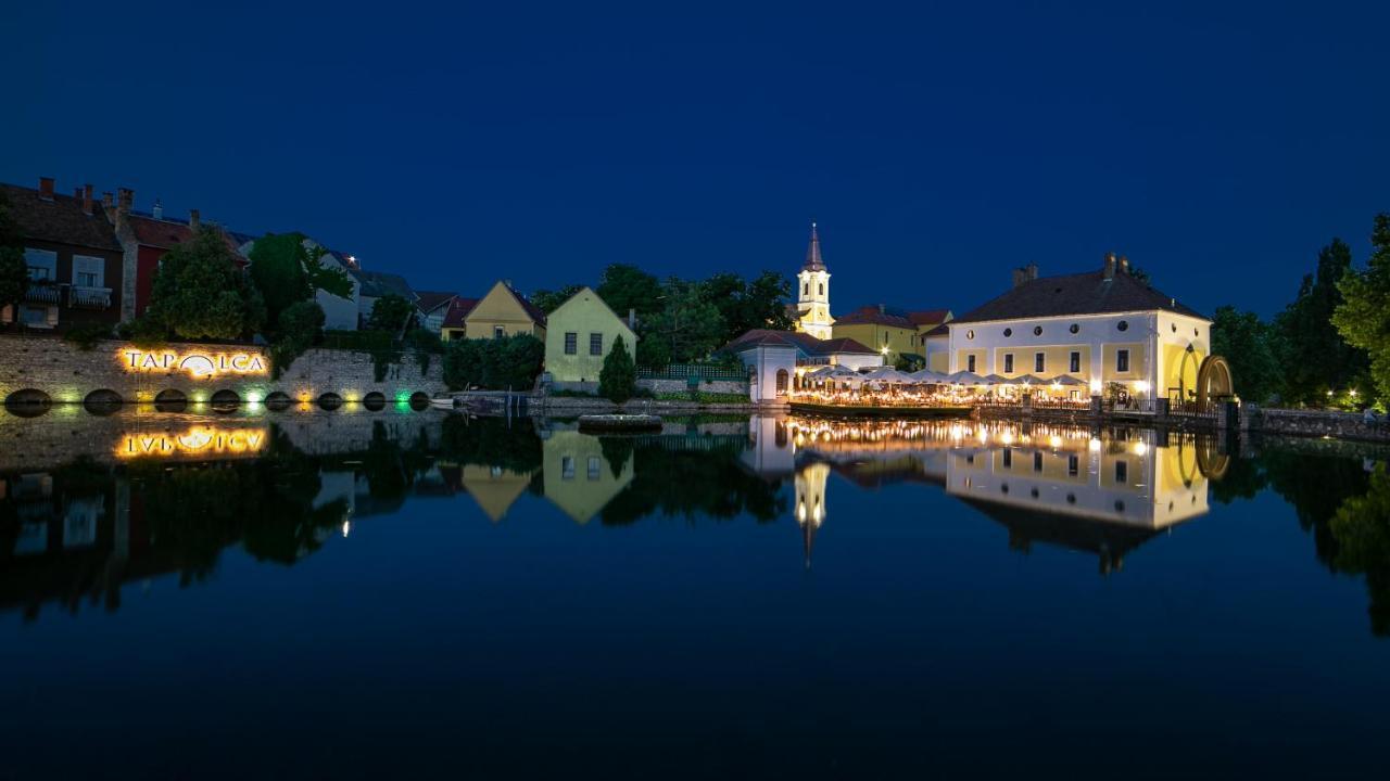 Hotel Gabriella Тапольца Экстерьер фото